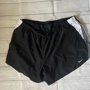 Nike Plus Size Tempo 6" Black Gray White Running Athletic Shorts 3X Woman